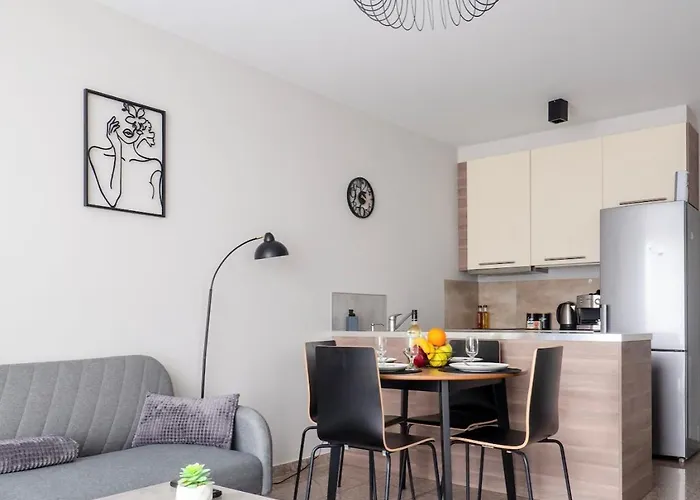 Modern With Parking Next To Bulgaria Mall Апартамент София