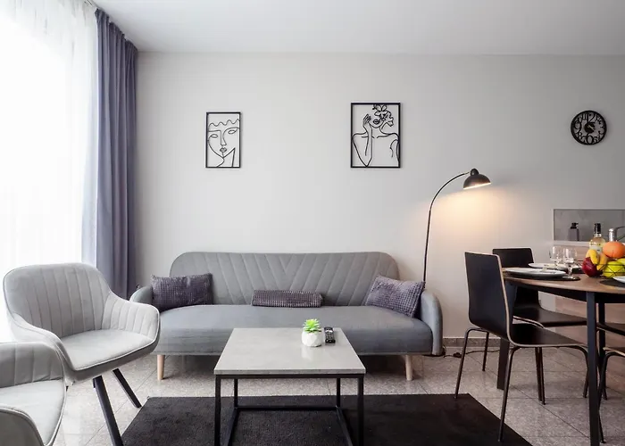 Modern With Parking Next To Bulgaria Mall