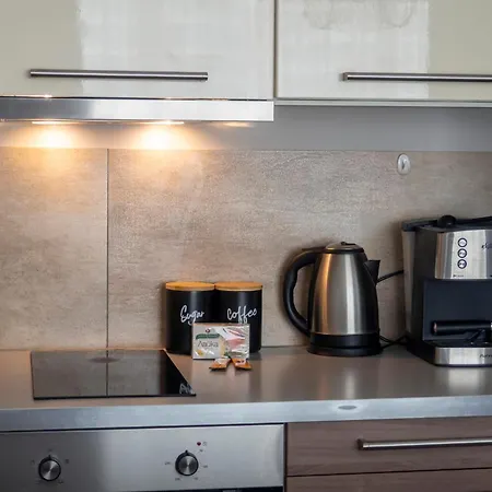 Apartman Cozy & Parking Next To St Sophia Hospital Szófia