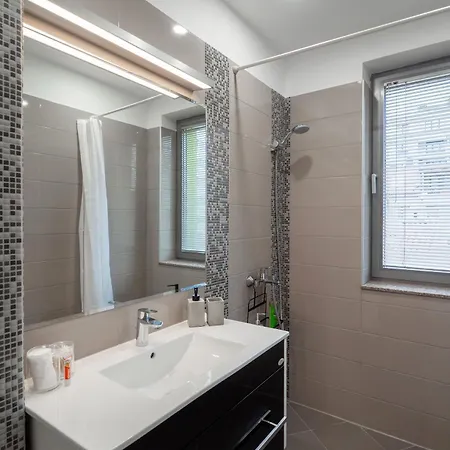Apartment Modern With Parking Next To Bulgaria Mall