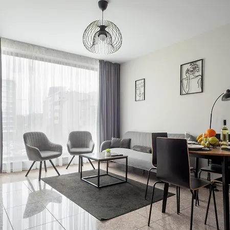 Modern With Parking Next To Bulgaria Mall Apartmán *